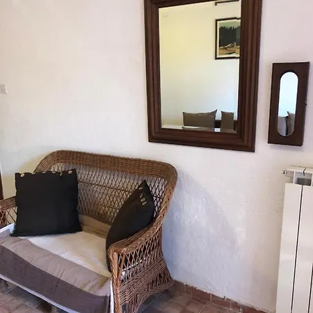 Roc Holiday Home
