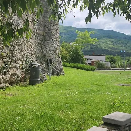 Roc Holiday Home Seoska kuća *