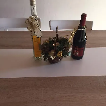 Roc Holiday Home Seoska kuća