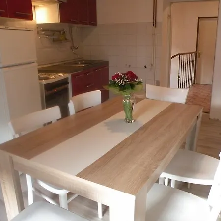 Roc Holiday Home Seoska kuća