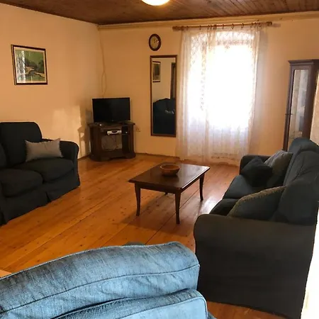 Country house Roc Holiday Home